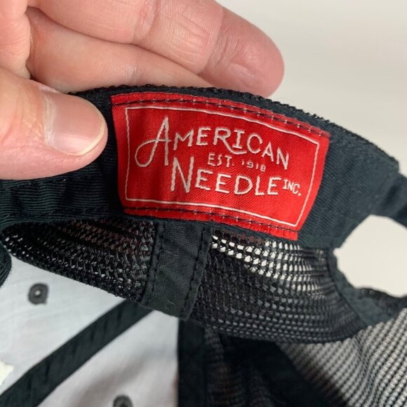 New York Yankees MLB Gray Black American Needle Relaxed Fit Strapback Hat - Picture 5 of 6